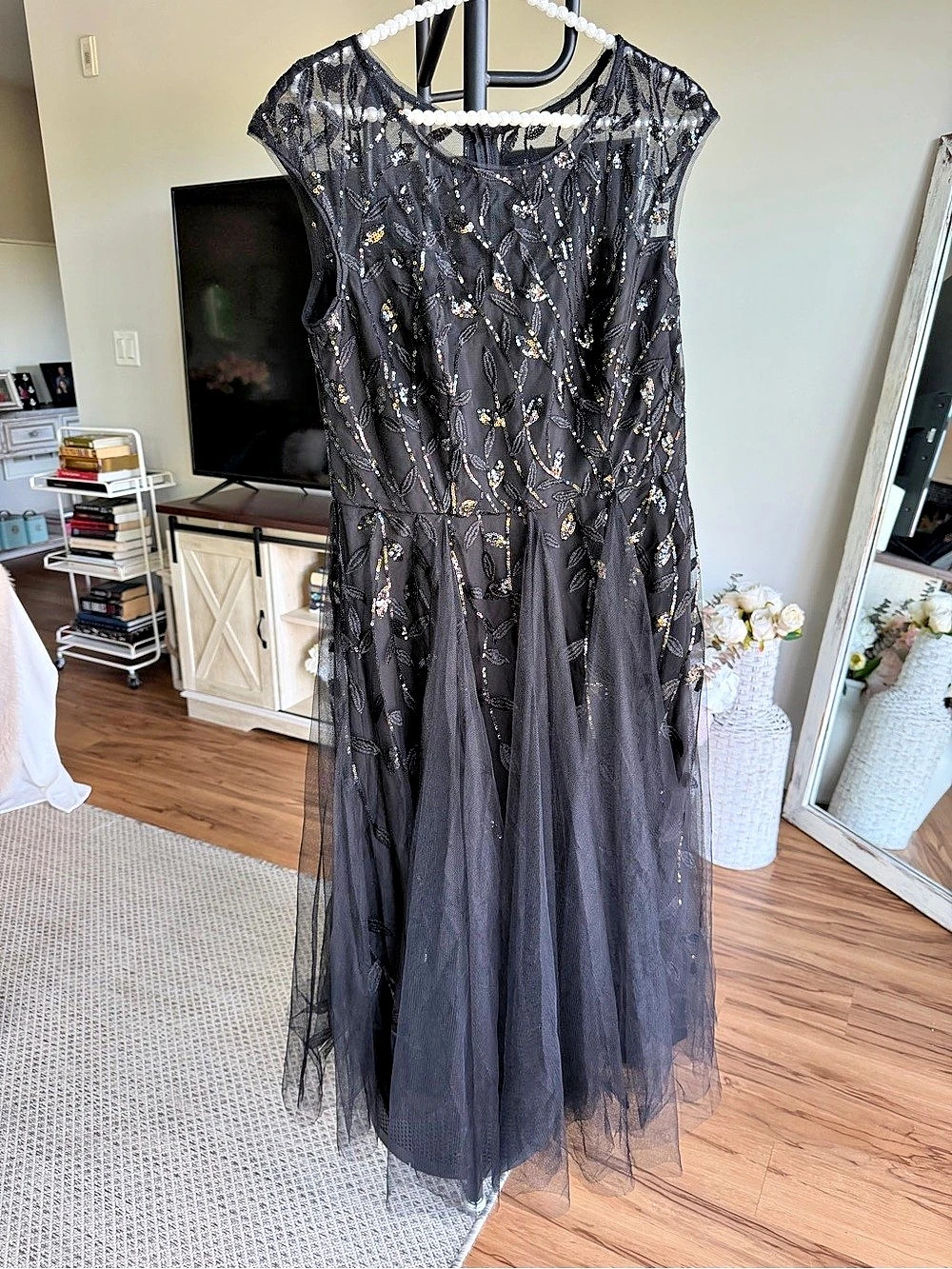 Ever-Pretty Leaf Sequin Mesh Midi Dress Black